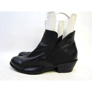 Me Too Womens Size 9.5 M Black Leather Ankle Fashion Boots Bootie
